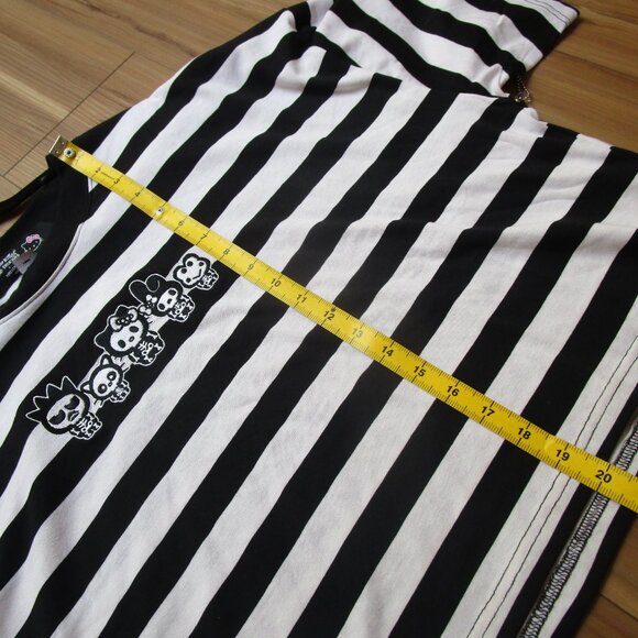 NEW W/TAGS FOREVER 21 HELLO KITTY & FRIENDS HALLOWEEN SKELETON CROP TOP~SIZE 2XL - Picture 5 of 17